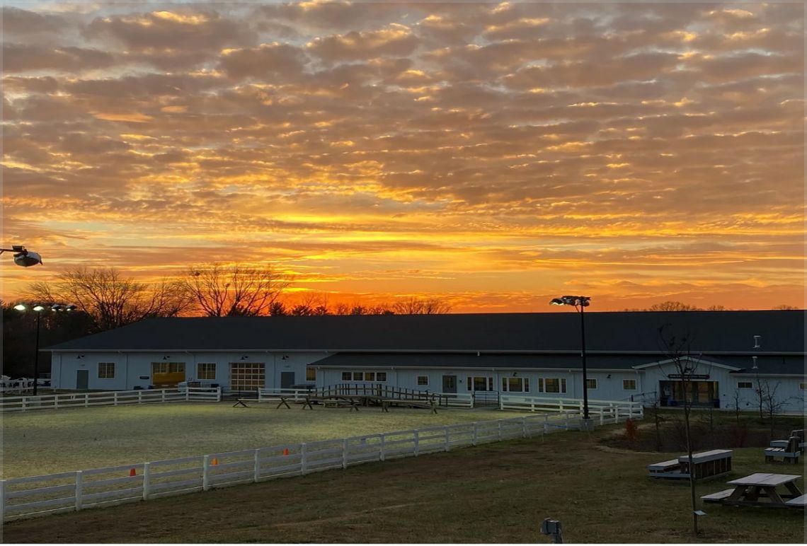 our-facility-jean-edelman-indoor-riding-arena