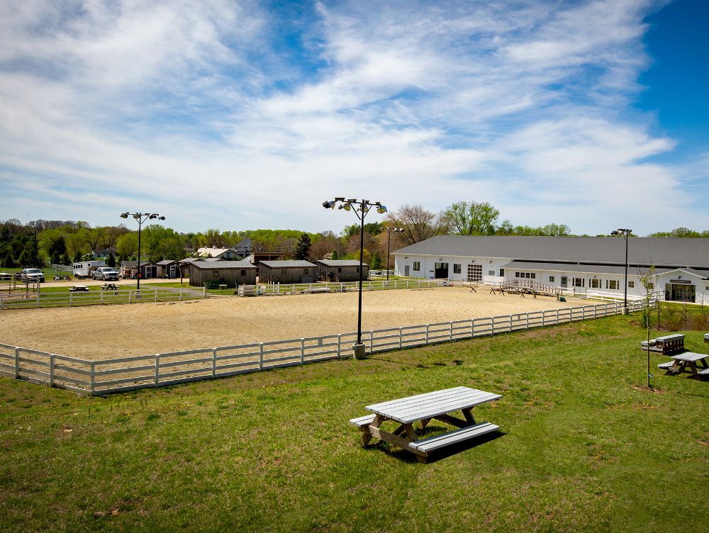 our-facility-riding-arena-building